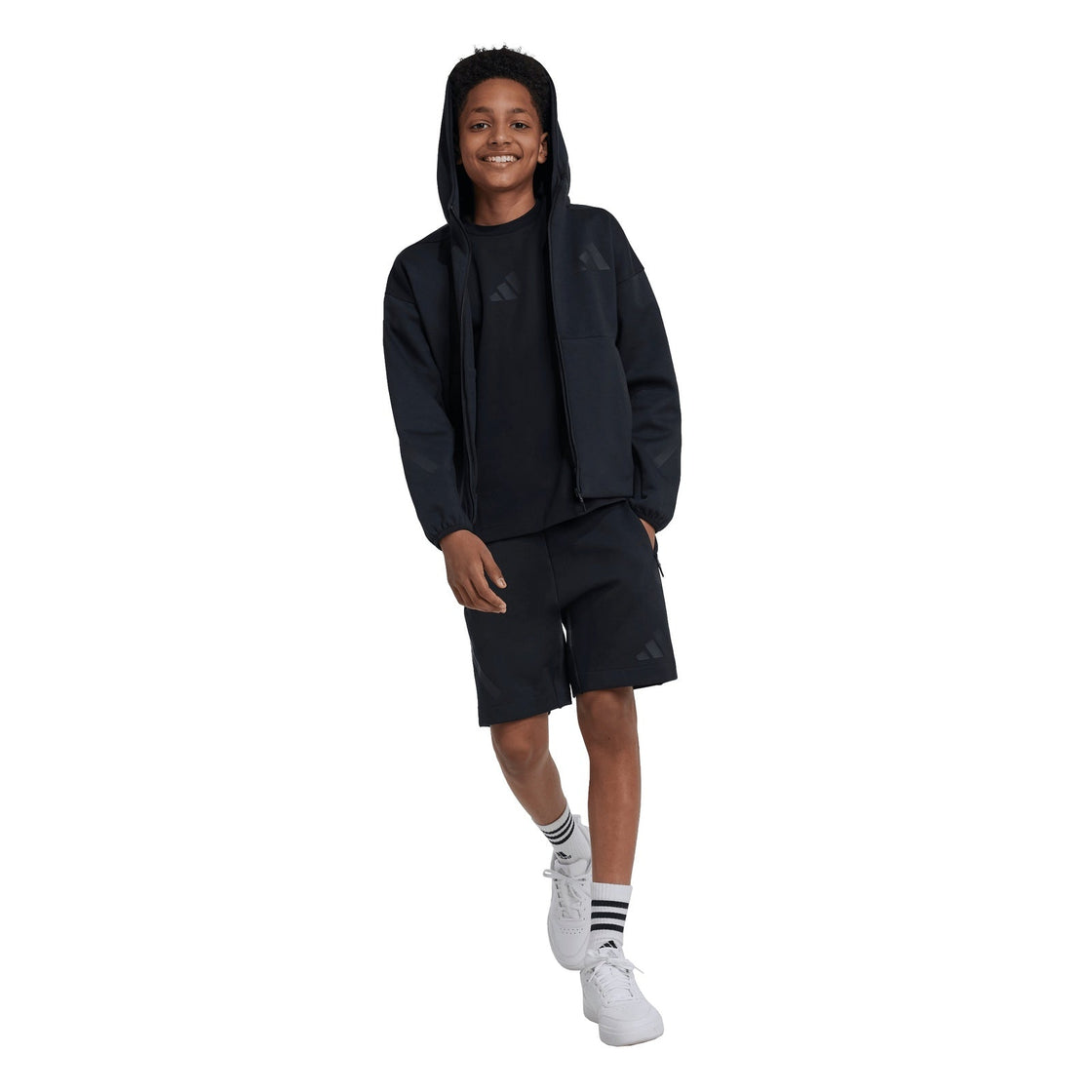 JF2847_3_APPAREL_On Model_Walking View_transparent