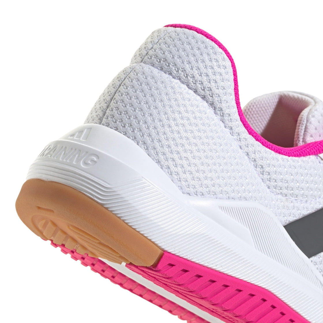 JS3164_9_FOOTWEAR_Photography_Detail View 2_transparent