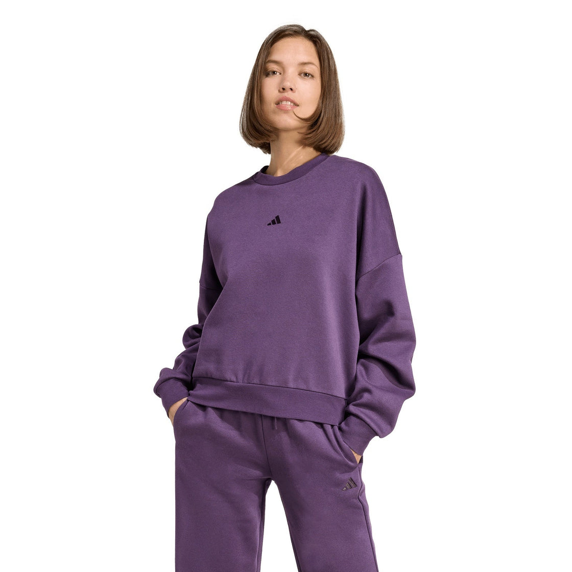 JV7301_2_APPAREL_On Model_Standard View_transparent
