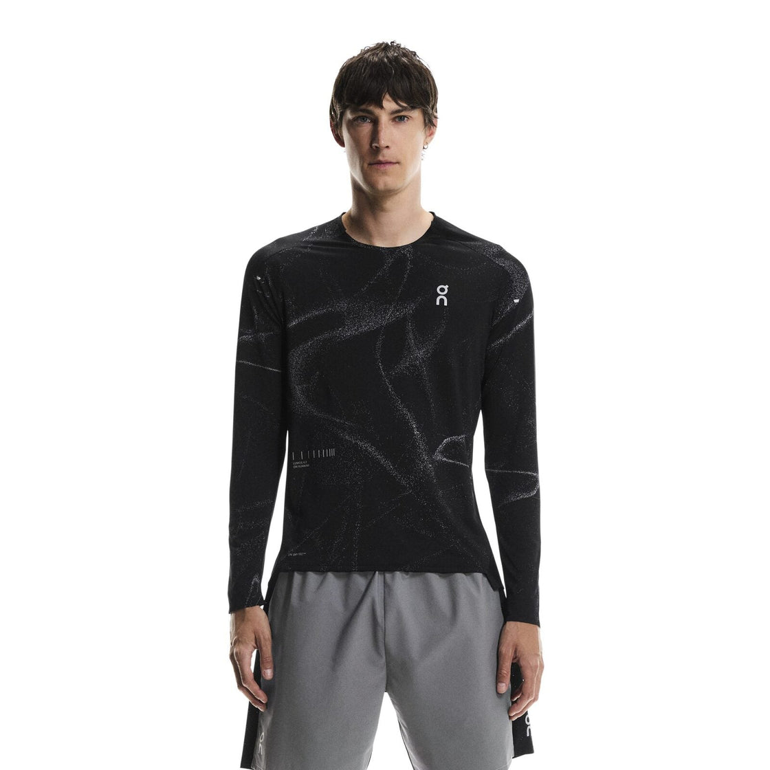 1MF30230553-performance_long_t_lumos-fw25-black-m-1×1-tr-PLP