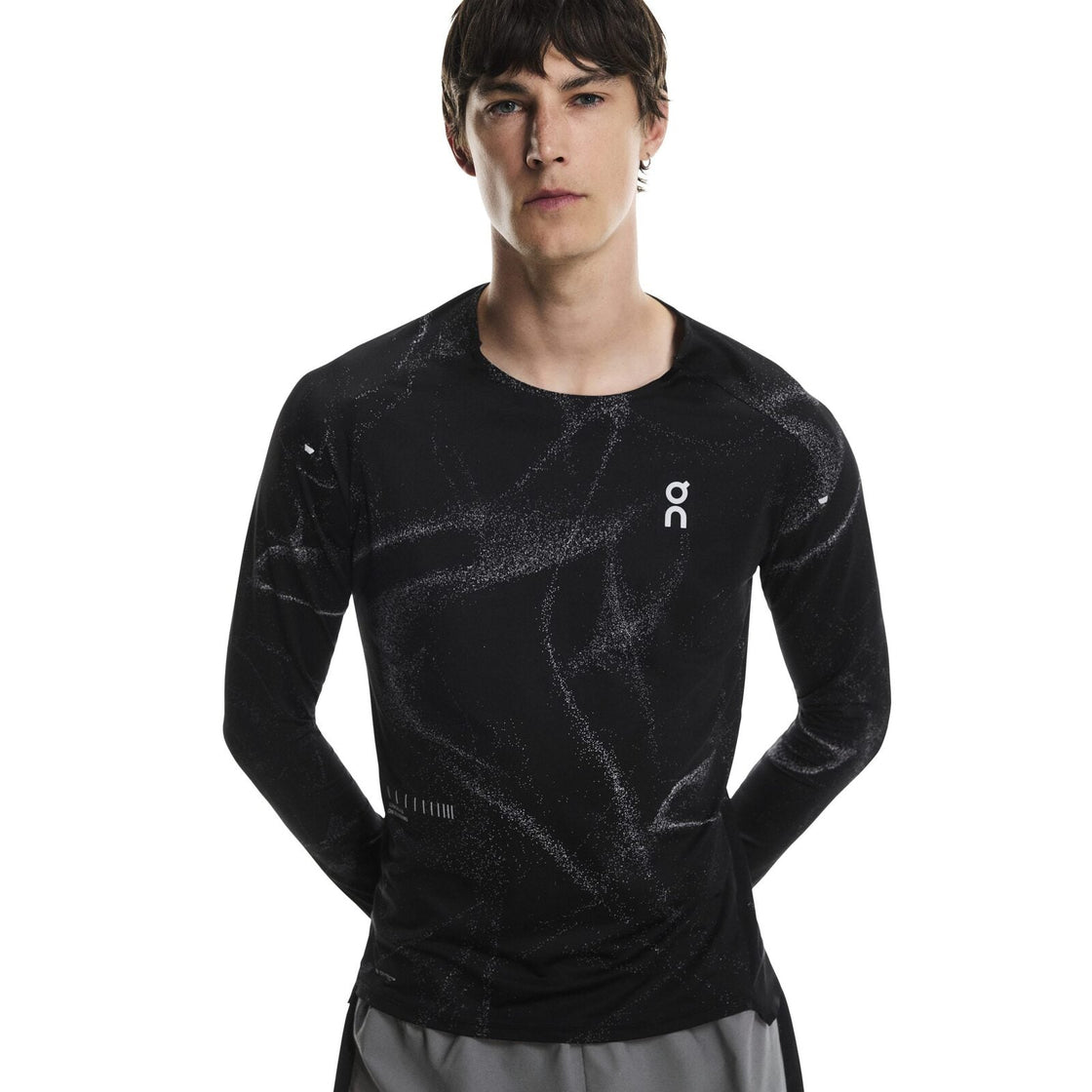 1MF30230553-performance_long_t_lumos-fw25-black-m-4×5-tr-g3
