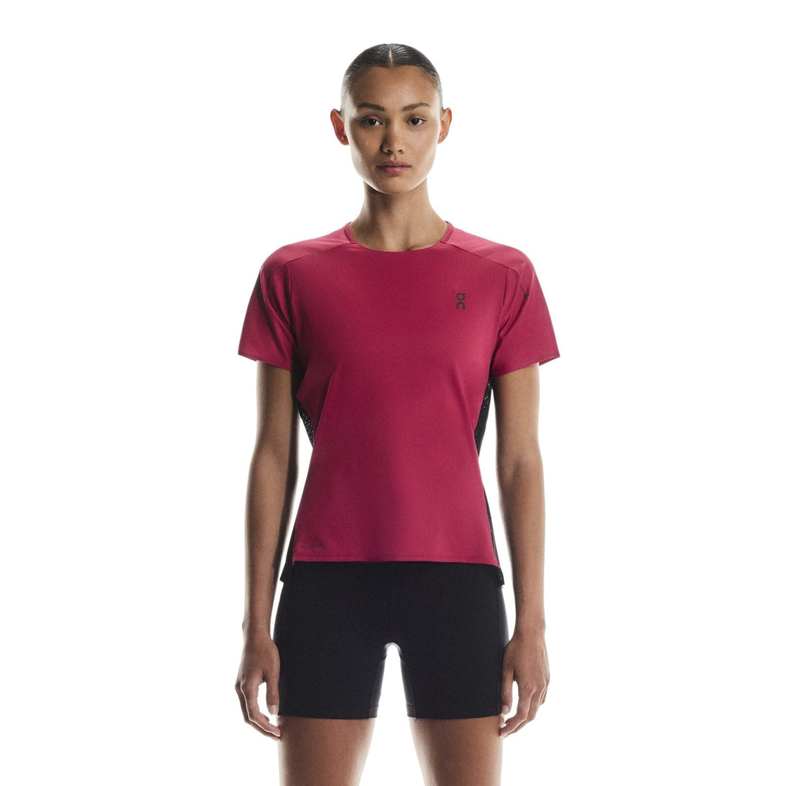 1WE10313554-performance_t-fw25-grenadine_black-w-1×1-tr-PLP