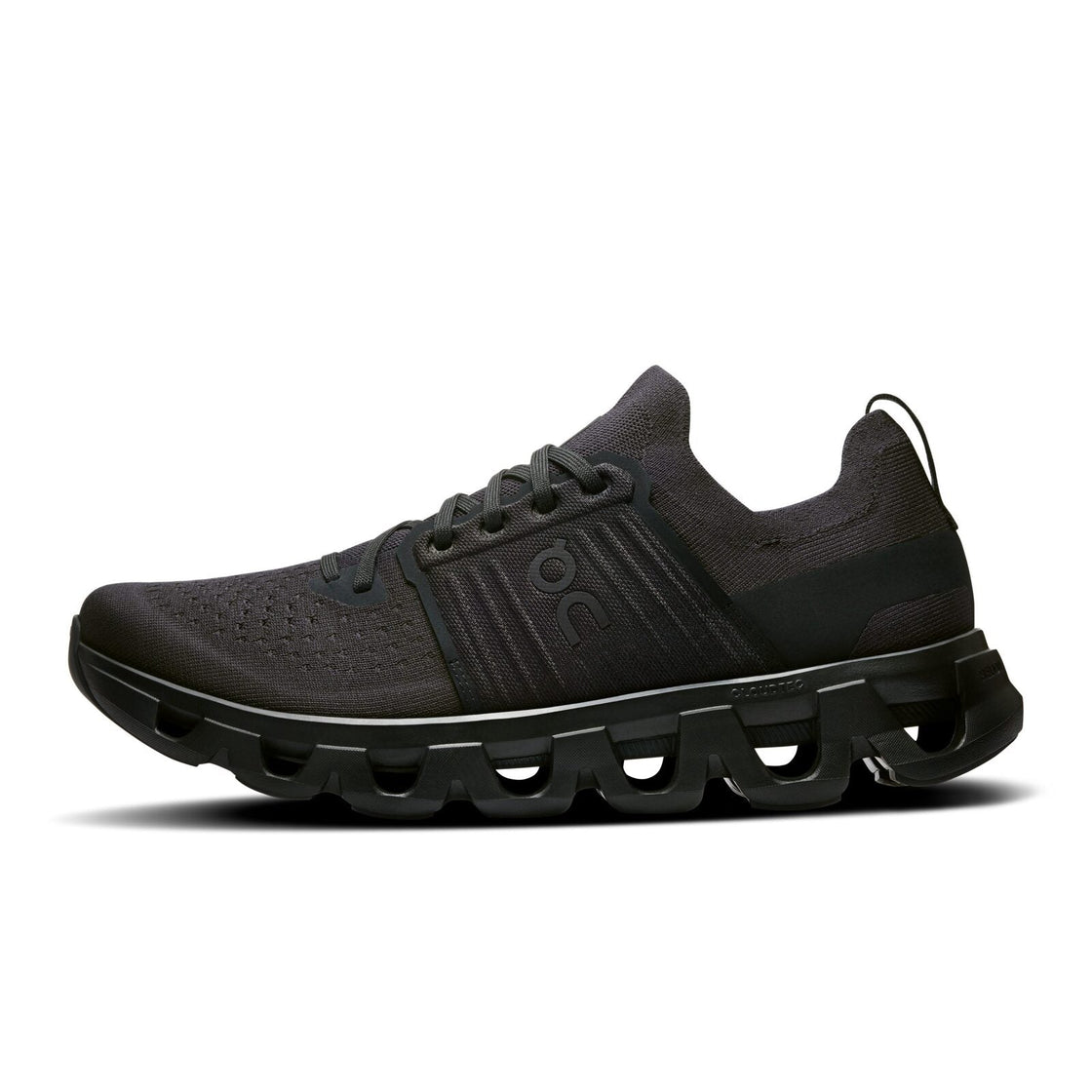 3MF10130106-cloudswift_4-ss25-black_eclipse-m-l-g1