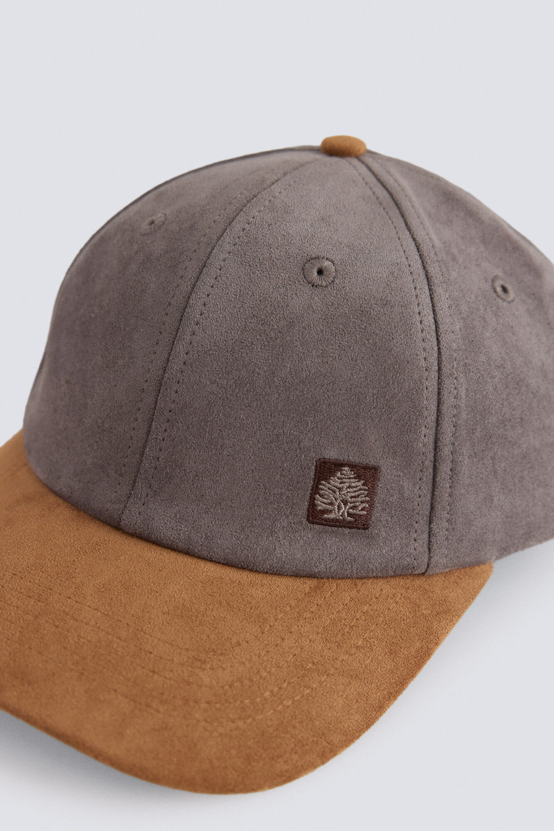 M SUEDE BRIM BASEBALL CAP