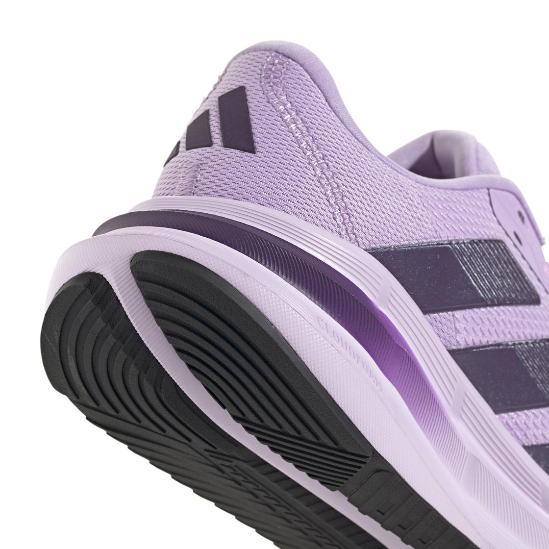 JQ2609_8_FOOTWEAR_Photography_Detail View 1_transparent