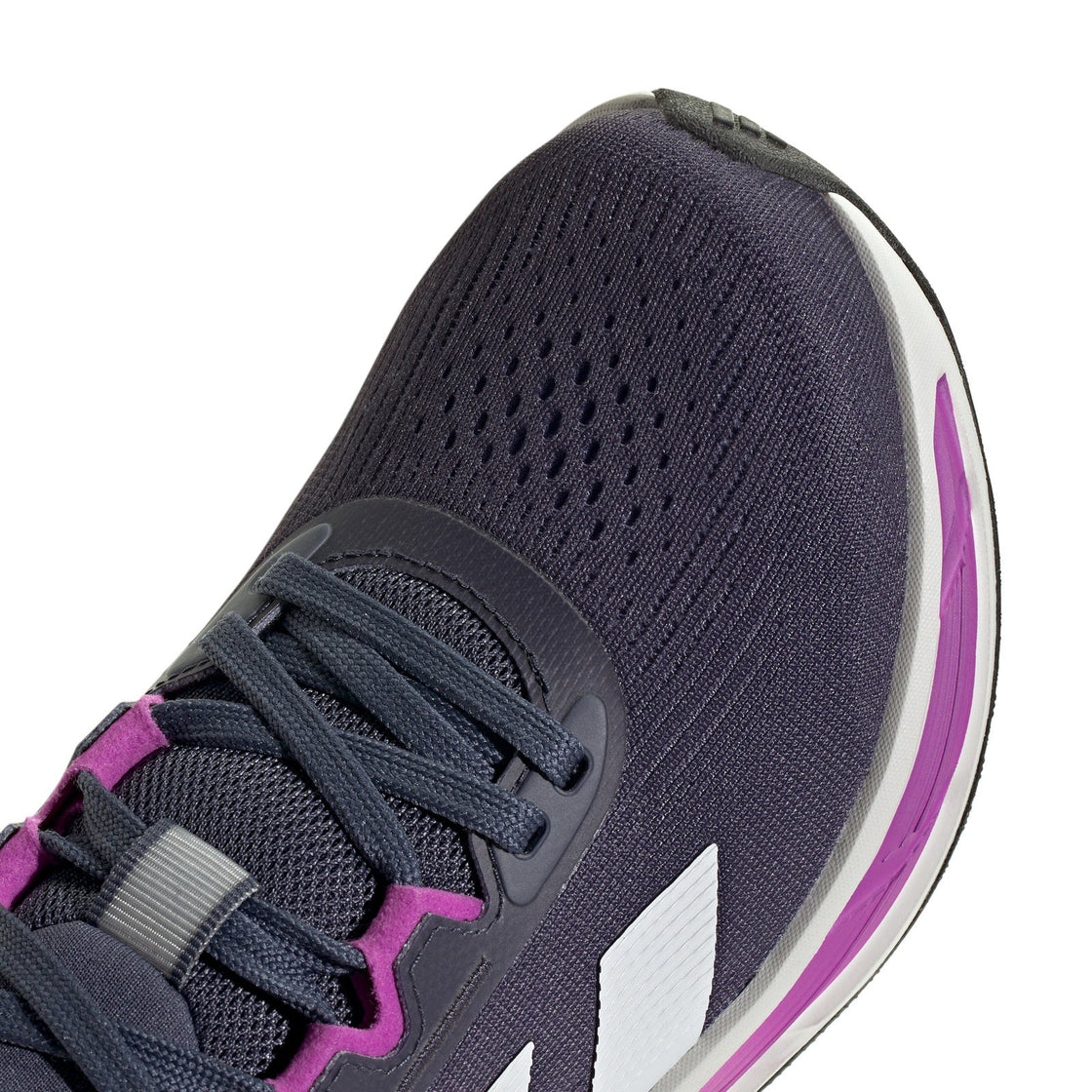 JQ5064_9_FOOTWEAR_Photography_Detail View 2_transparent