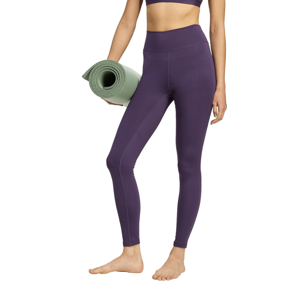 JW7659_2_APPAREL_On Model_Standard View_transparent