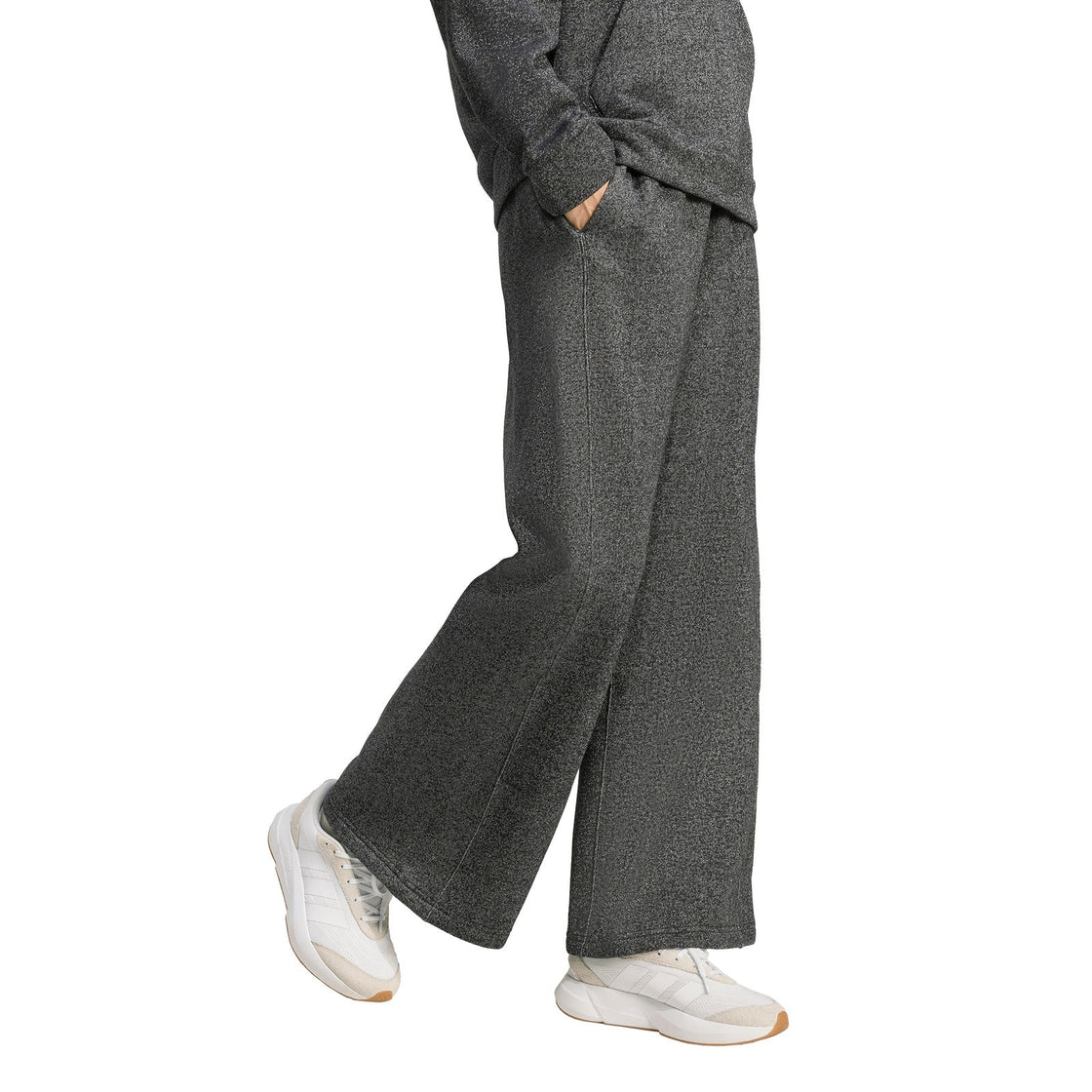 JX4360_4_APPAREL_On Model_Walking View_transparent