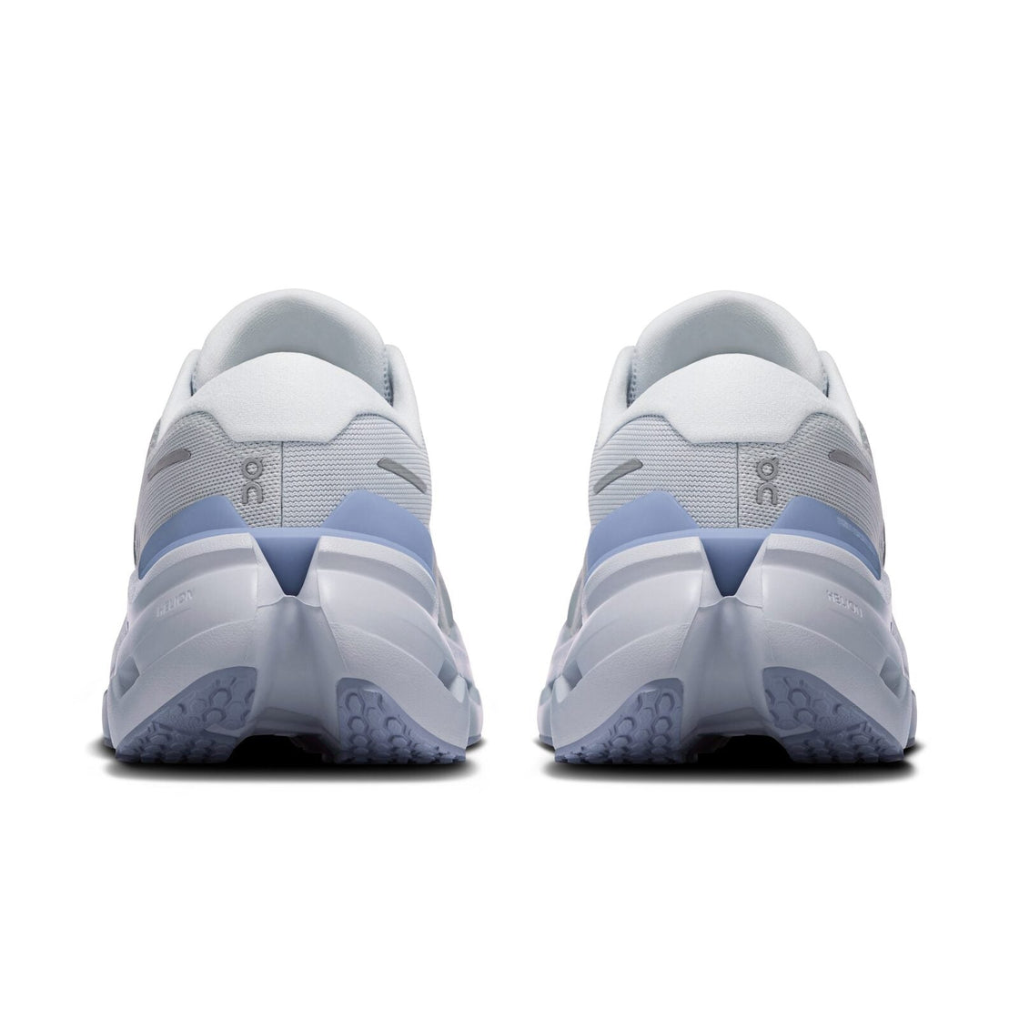 3WG10054674-cloudrunner_3-ss26-heather_marsh-w-1×1-g5
