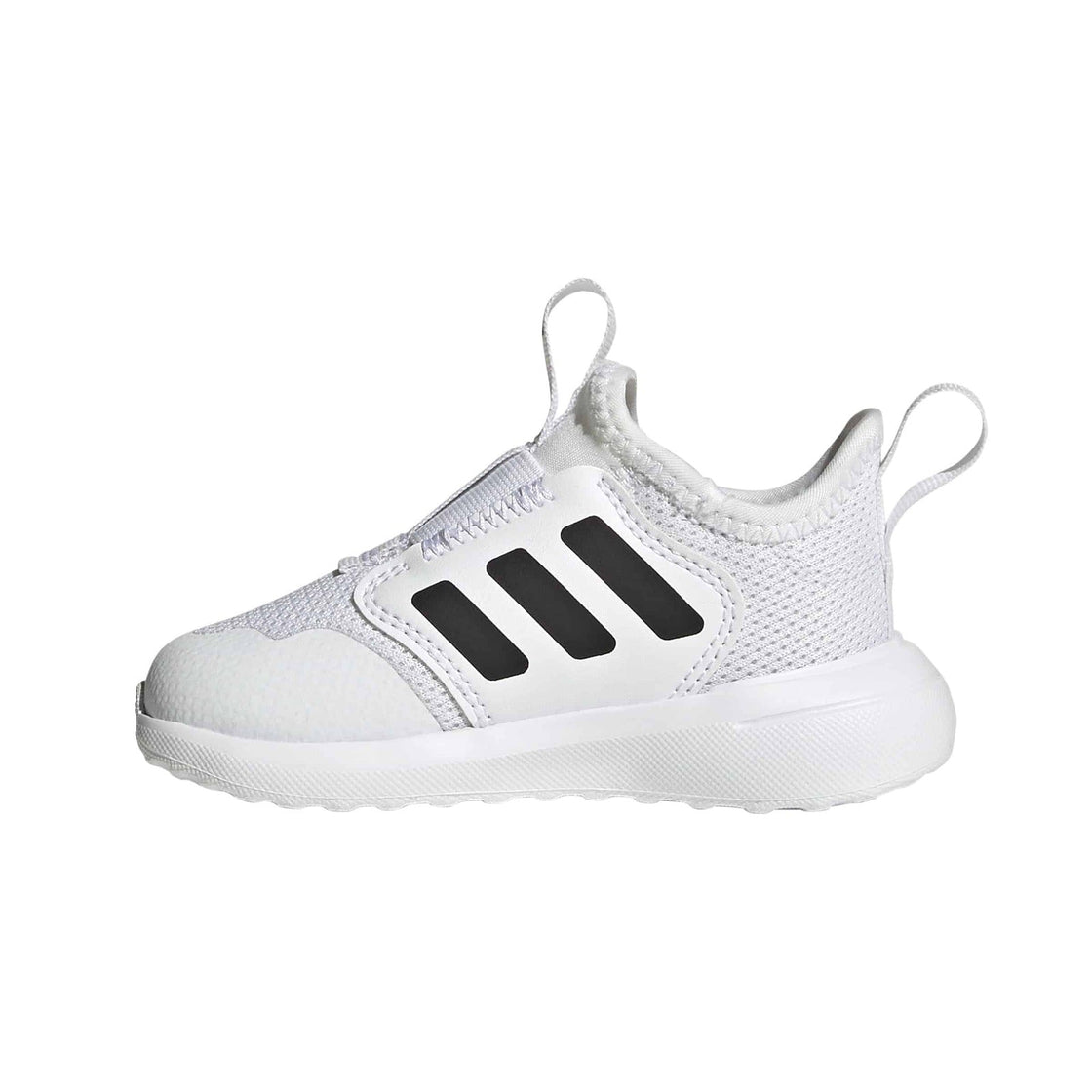 IH1057_5_FOOTWEAR_Photography_Side Medial Center View_transparent