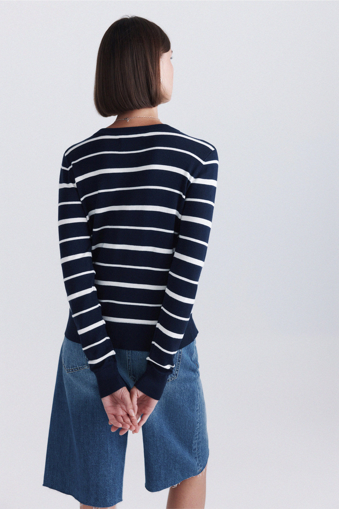 W BASIC BUTTONED CARDIGAN