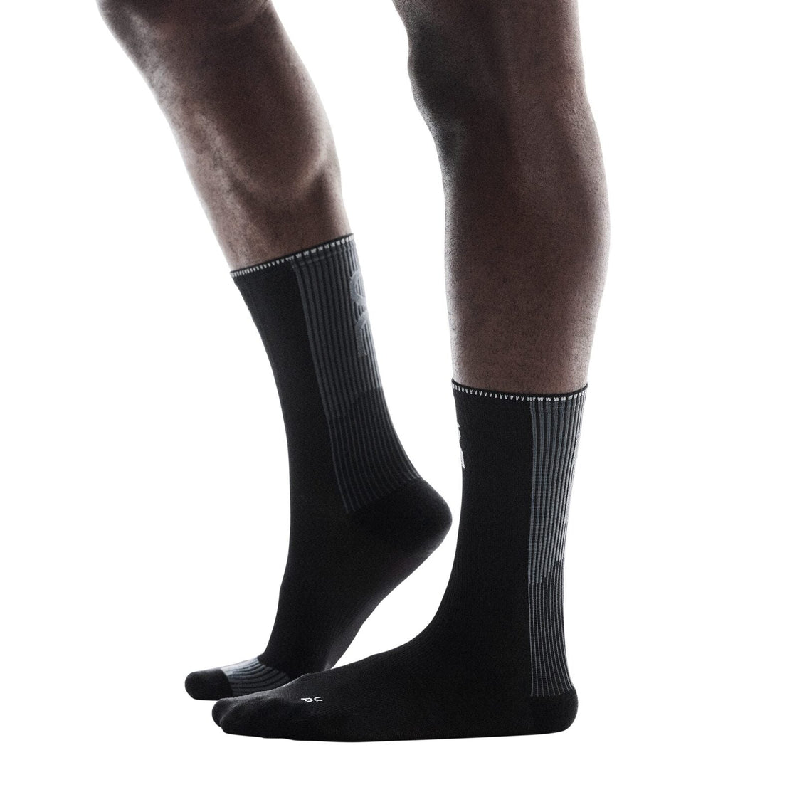2UF10040106-performance_run_sock_high-ss25-black_eclipse-u-4×5-tr-g2