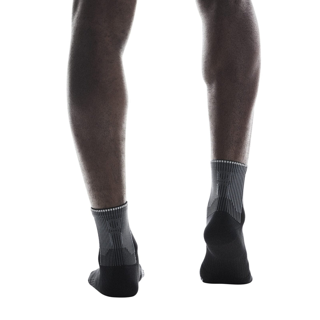 2UF10050106-performance_run_sock_mid-ss25-black_eclipse-u-4×5-tr-g3