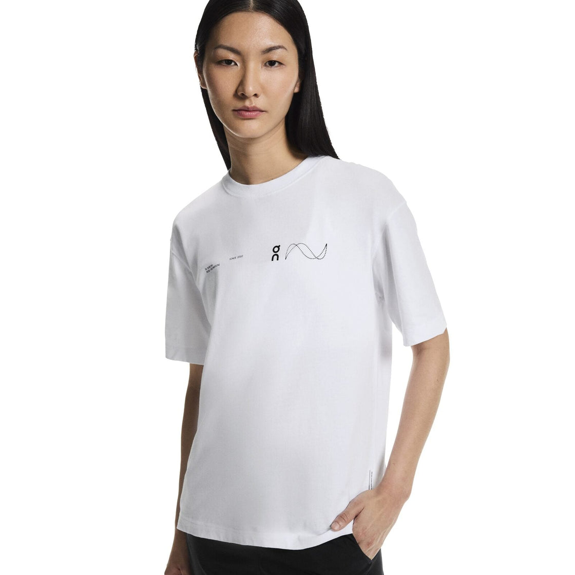 1WG10480069-club_t_avant-ss26-white-w-4×5-tr-g3