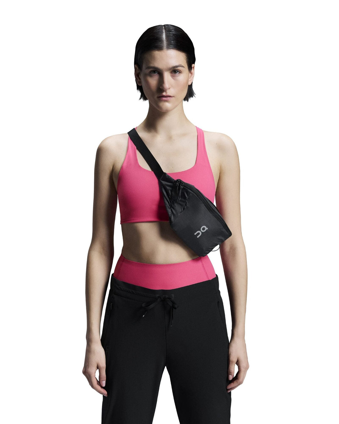 2UE30312792-waist_pack_2l_lite-fw24-magnet-u-4×5-tr-g5