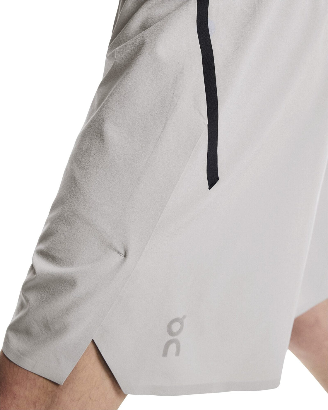 1MF10221291-train_shorts-ss26-alloy-m-4×5-tr-g7