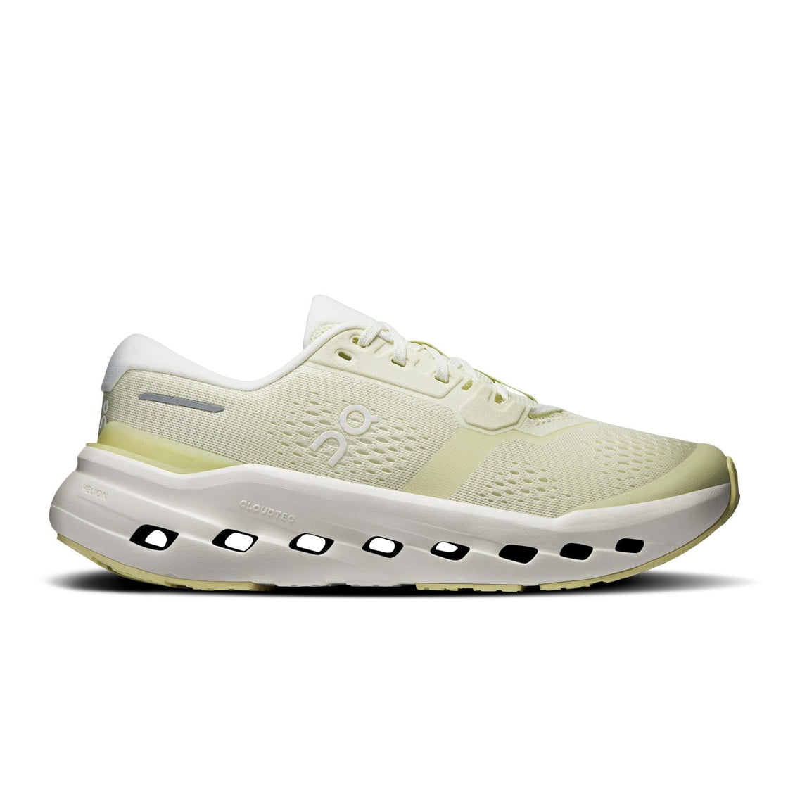 3WG10054723-cloudrunner_3-ss26-seedling_ivory-w-1×1-g1