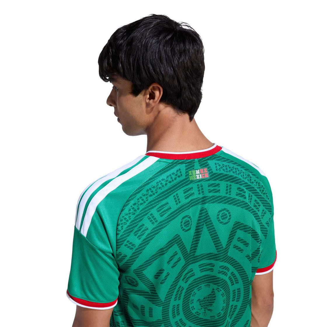 JL8580_7_APPAREL_On Model_Detail View 2_transparent