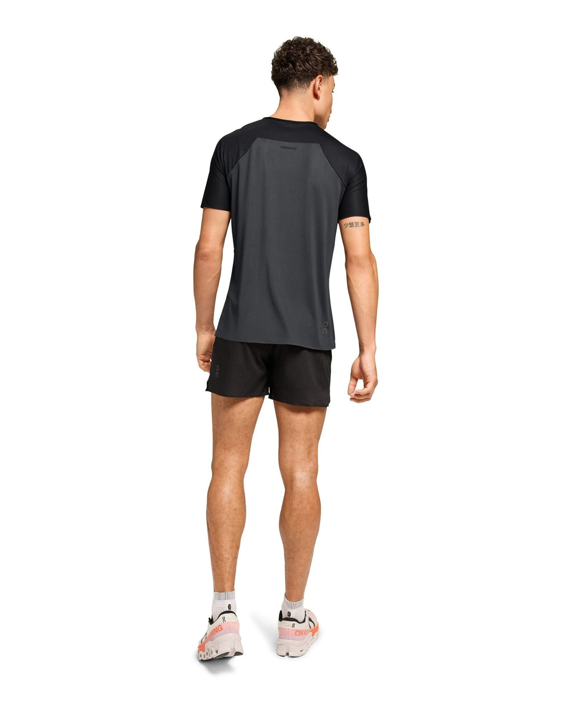 1ME10230106-performance_t-ss24-black_eclipse-m-4×5-tr-g3