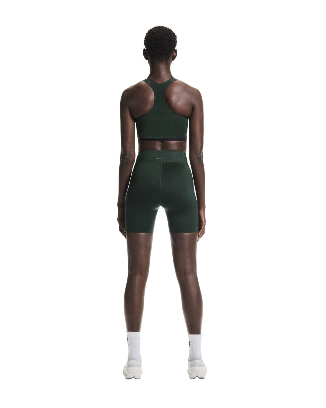 1WF10344407-train_tights_short-ss26-obsidian-w-4×5-tr-g2