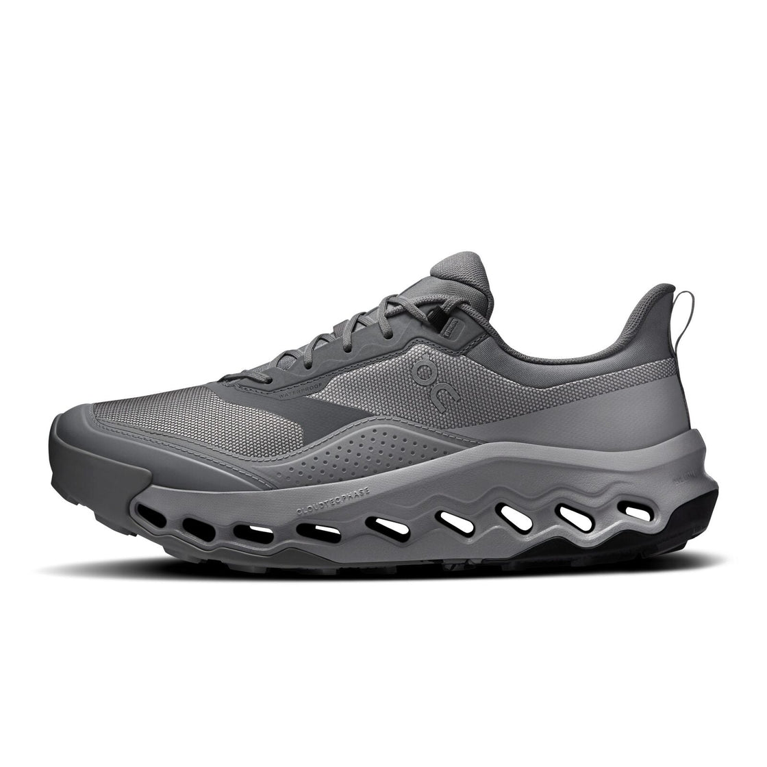 3MG10214842-cloudhorizon_2_waterproof-ss26-rock_alloy-m-1×1-l-g1