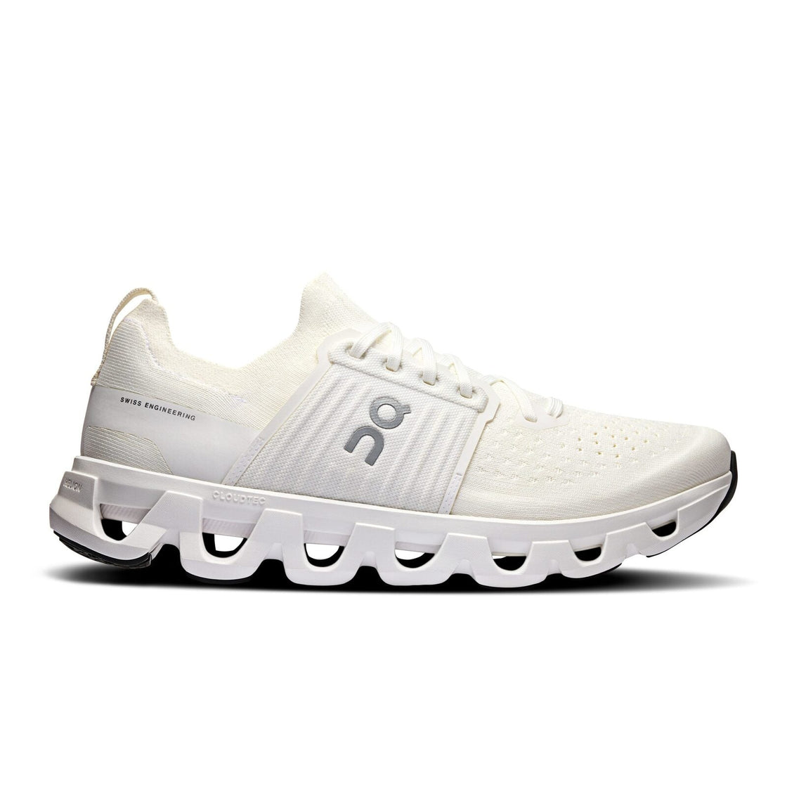 3MF10131200-cloudswift_4-ss25-white_white-m-d