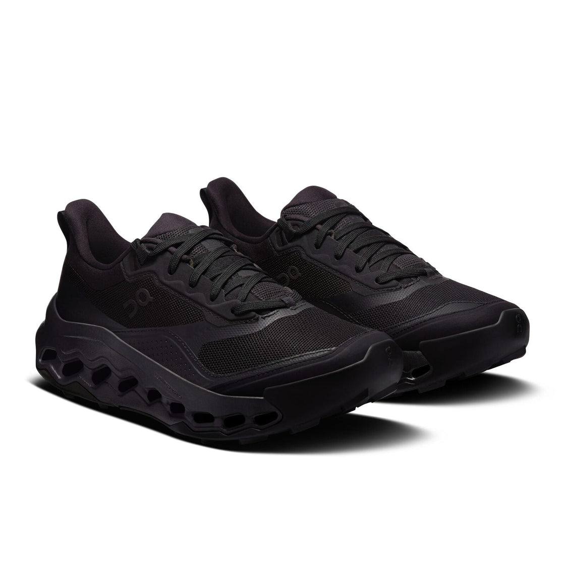 3WG10331043-cloudhorizon_2-ss26-black_black-w-1×1-g6