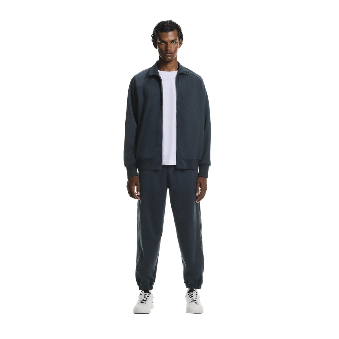 1MG10391573-courtside_pants-ss26-midnight-m-4×5-tr-g1 – Copy