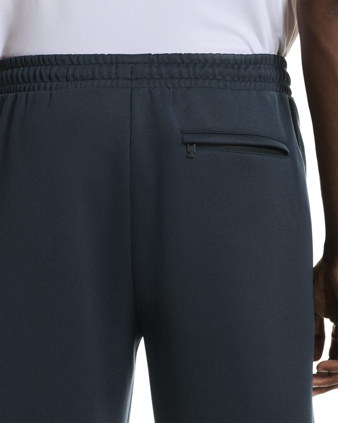 1MG10391573-courtside_pants-ss26-midnight-m-4×5-tr-g5