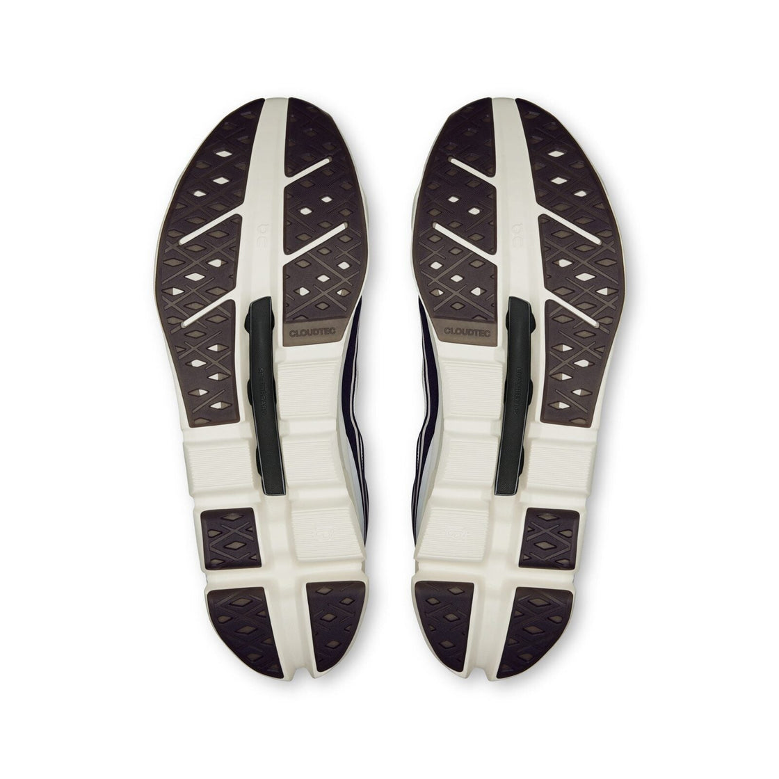 3MF30700791-cloudflow_5_ad-ss26-ivory_black-m-1×1-g3