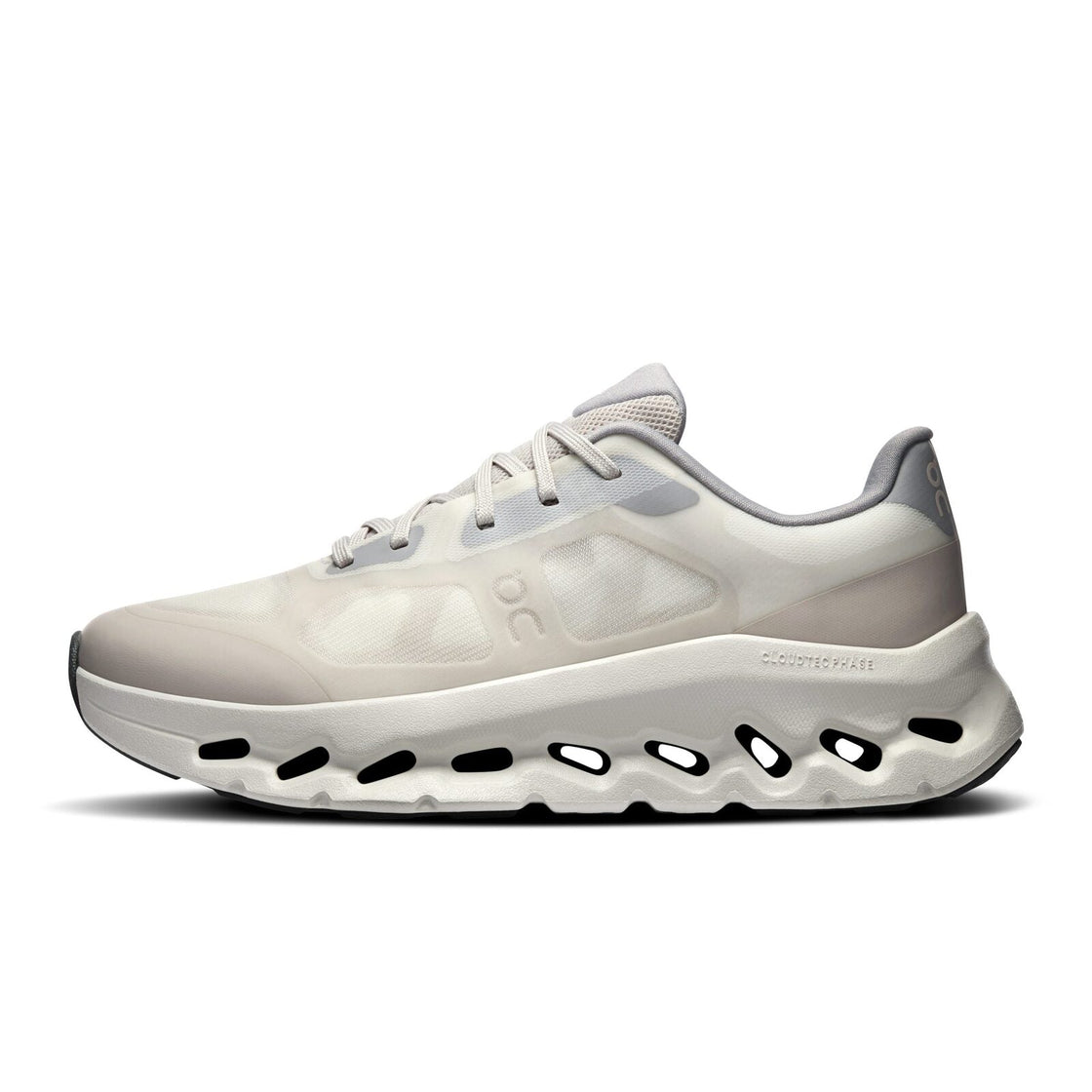 3MG10273228-cloudtilt_remix-ss26-alloy_ivory-m-1×1-l-g1