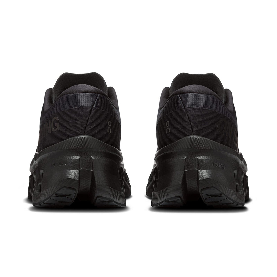 3WG10031043-cloudmonster_3-ss26-black_black-w-1×1-g5