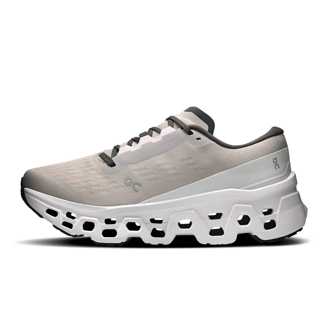 3WG10034861-cloudmonster_3-ss26-truffle_ivory-w-1×1-g4