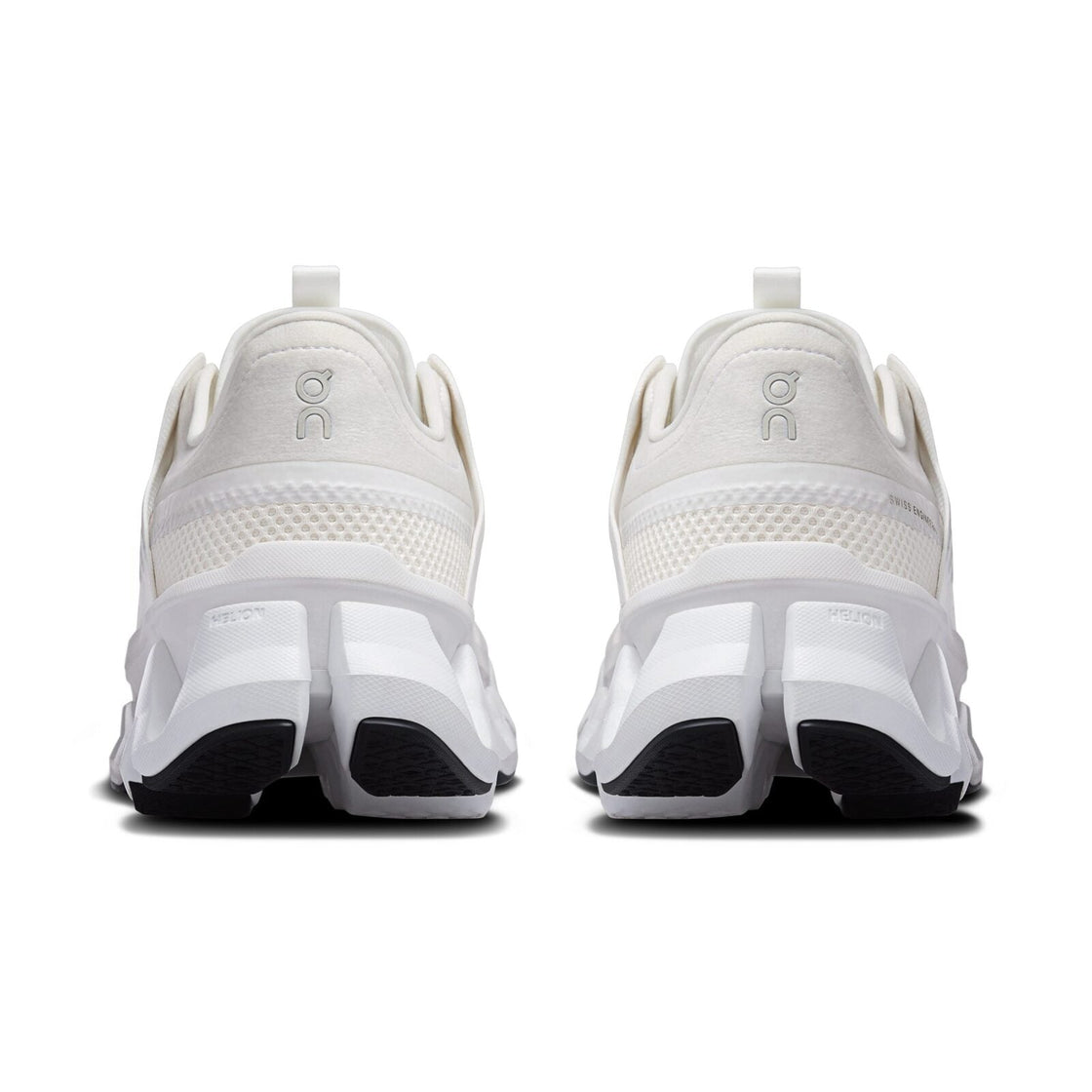 3WG10391200-cloudswift_amp-ss26-white_white-w-1×1-g5