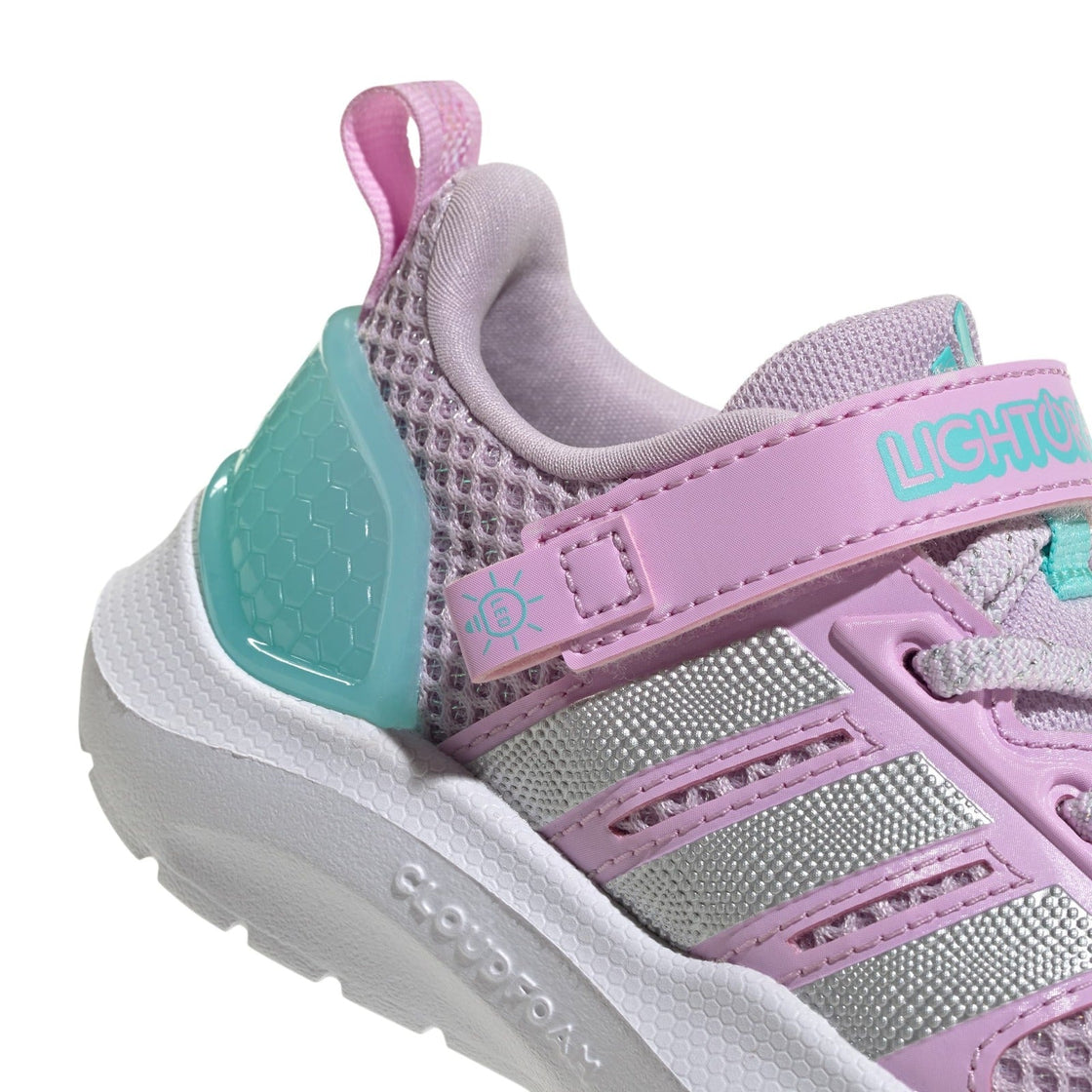 HQ9258_9_FOOTWEAR_Photography_Detail View 2_transparent