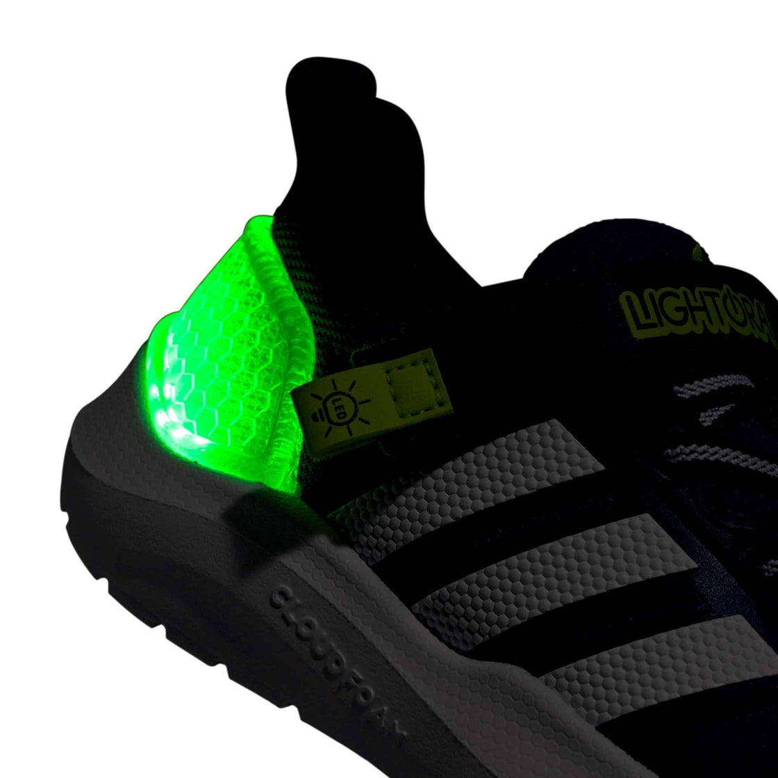 JQ4161_13_FOOTWEAR_Photography_Reflective Detail_transparent