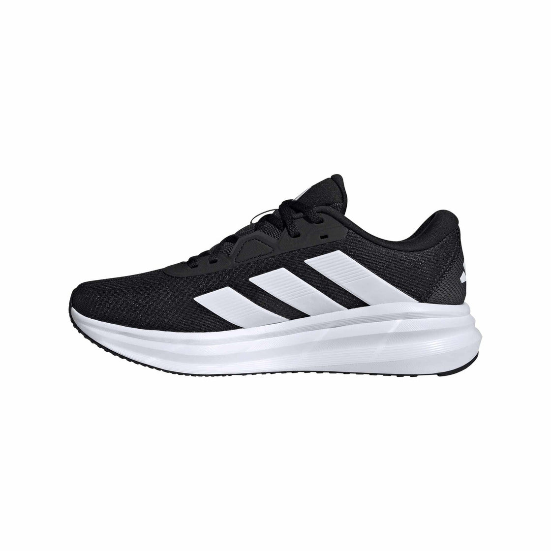 ID8760_5_FOOTWEAR_Photography_Side Medial Center View_transparent