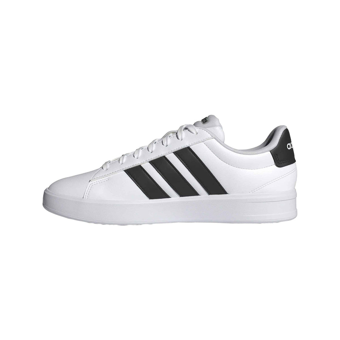 IH1472_5_FOOTWEAR_Photography_Side Medial Center View_transparent