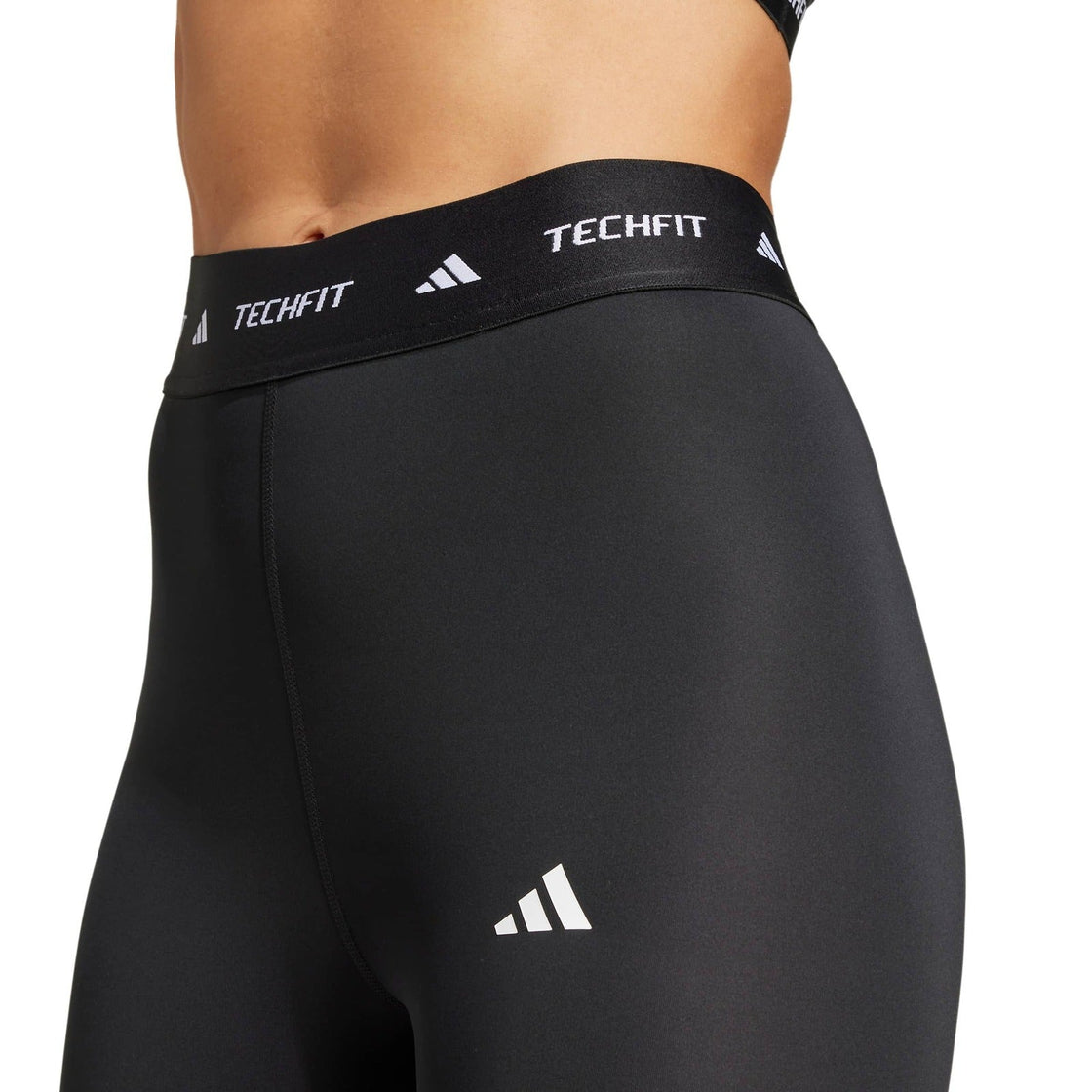 IT2273_6_APPAREL_On Model_Detail View 1_transparent