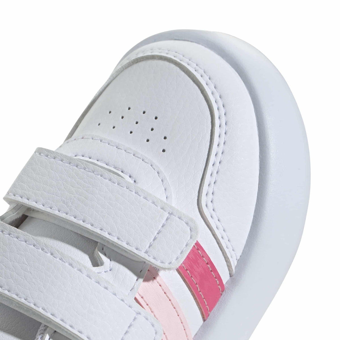 JS3676_9_FOOTWEAR_Photography_Detail View 2_transparent