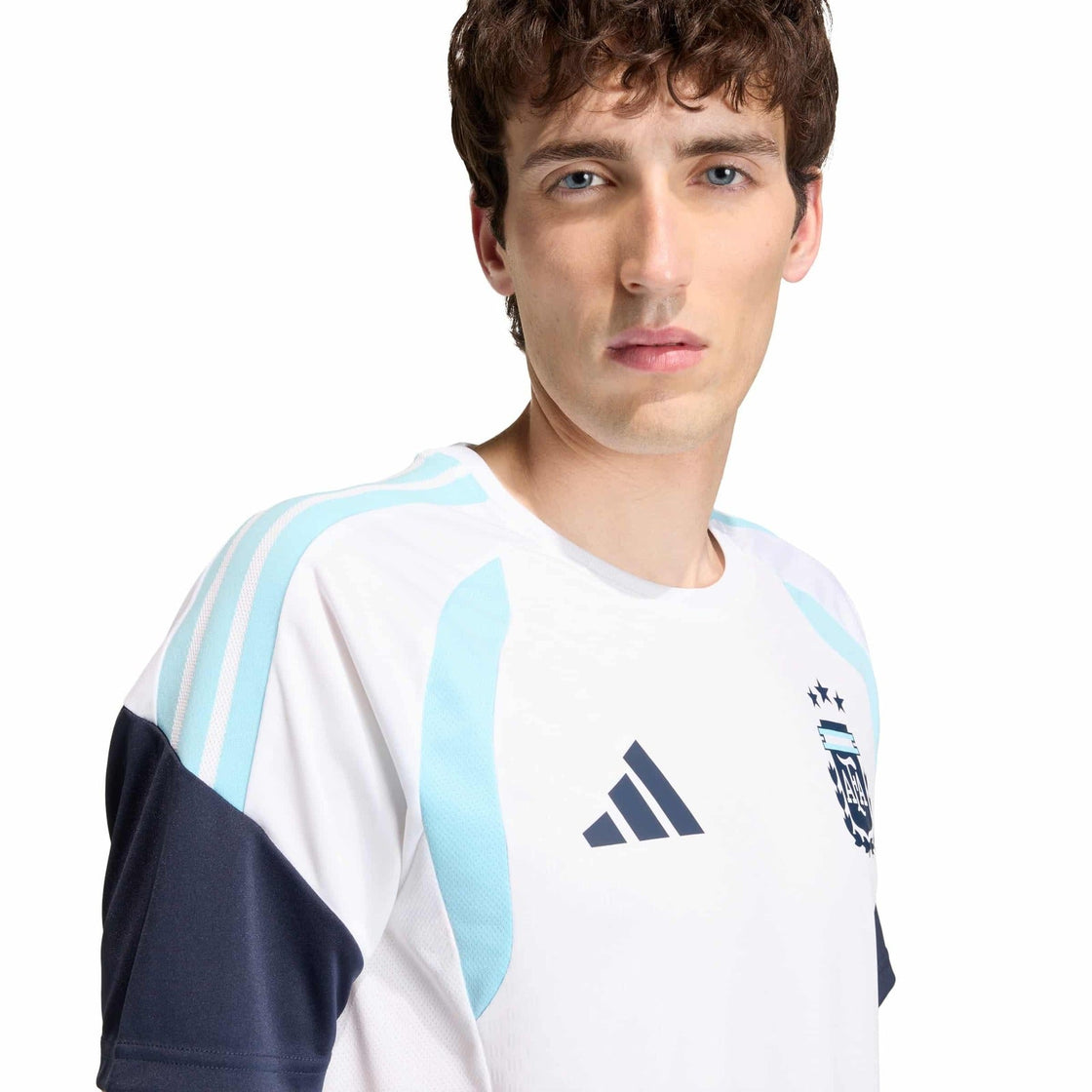 JY7029_7_APPAREL_On Model_Detail View 1_transparent