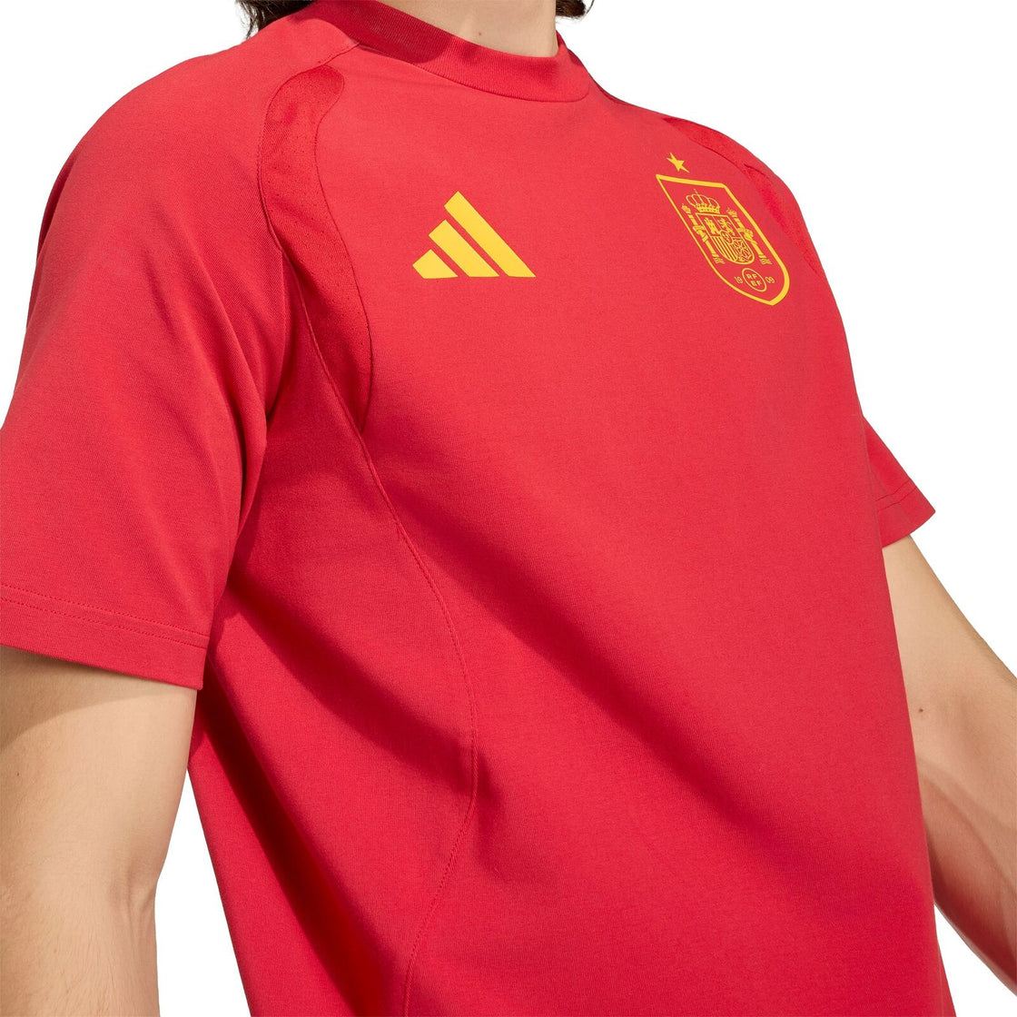 JZ2247_5_APPAREL_On Model_Detail View 1_transparent