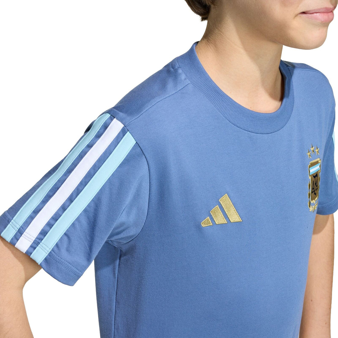 JZ6302_6_APPAREL_On Model_Detail View 2_transparent