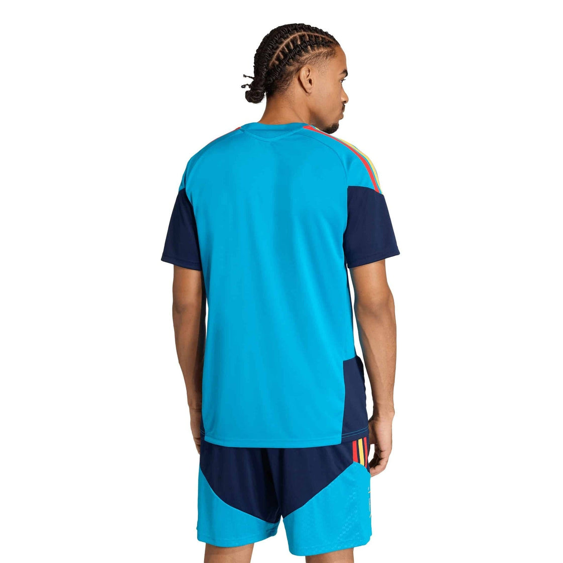 KA8193_4_APPAREL_On Model_Back View_transparent