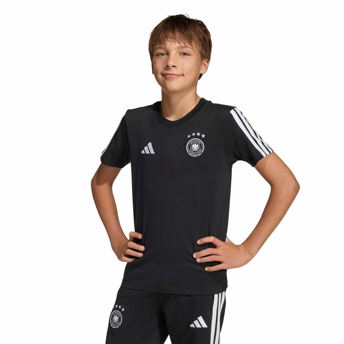 KB4402_2_APPAREL_On Model_Standard View_transparent(1)