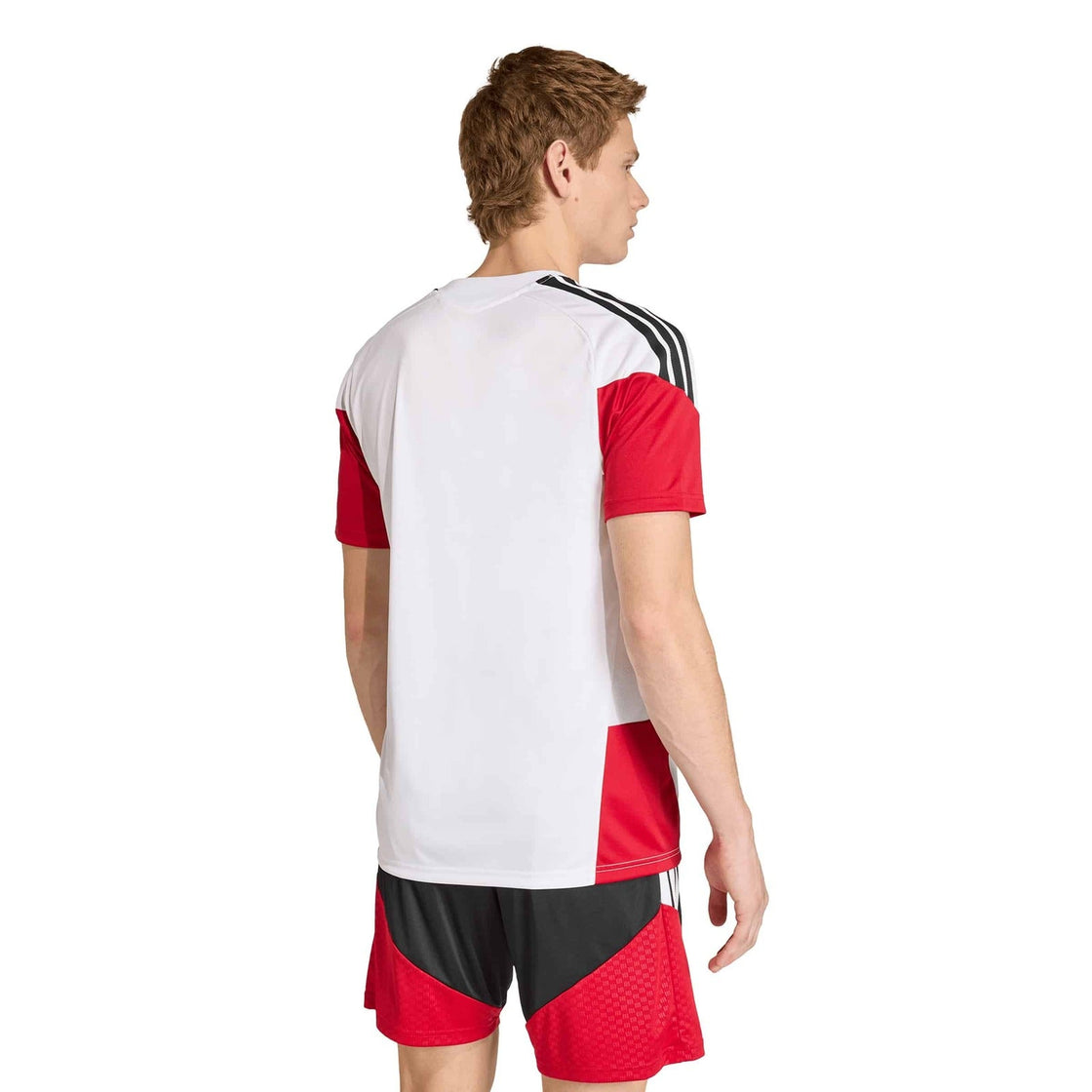 KB4440_4_APPAREL_On Model_Back View_transparent(1)