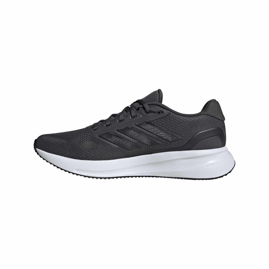 IE8819_5_FOOTWEAR_Photography_Side Medial Center View_transparent