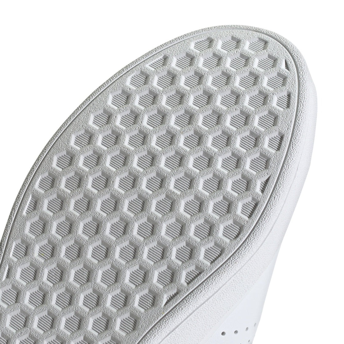 IG9183_8_FOOTWEAR_Photography_Detail View 1_transparent