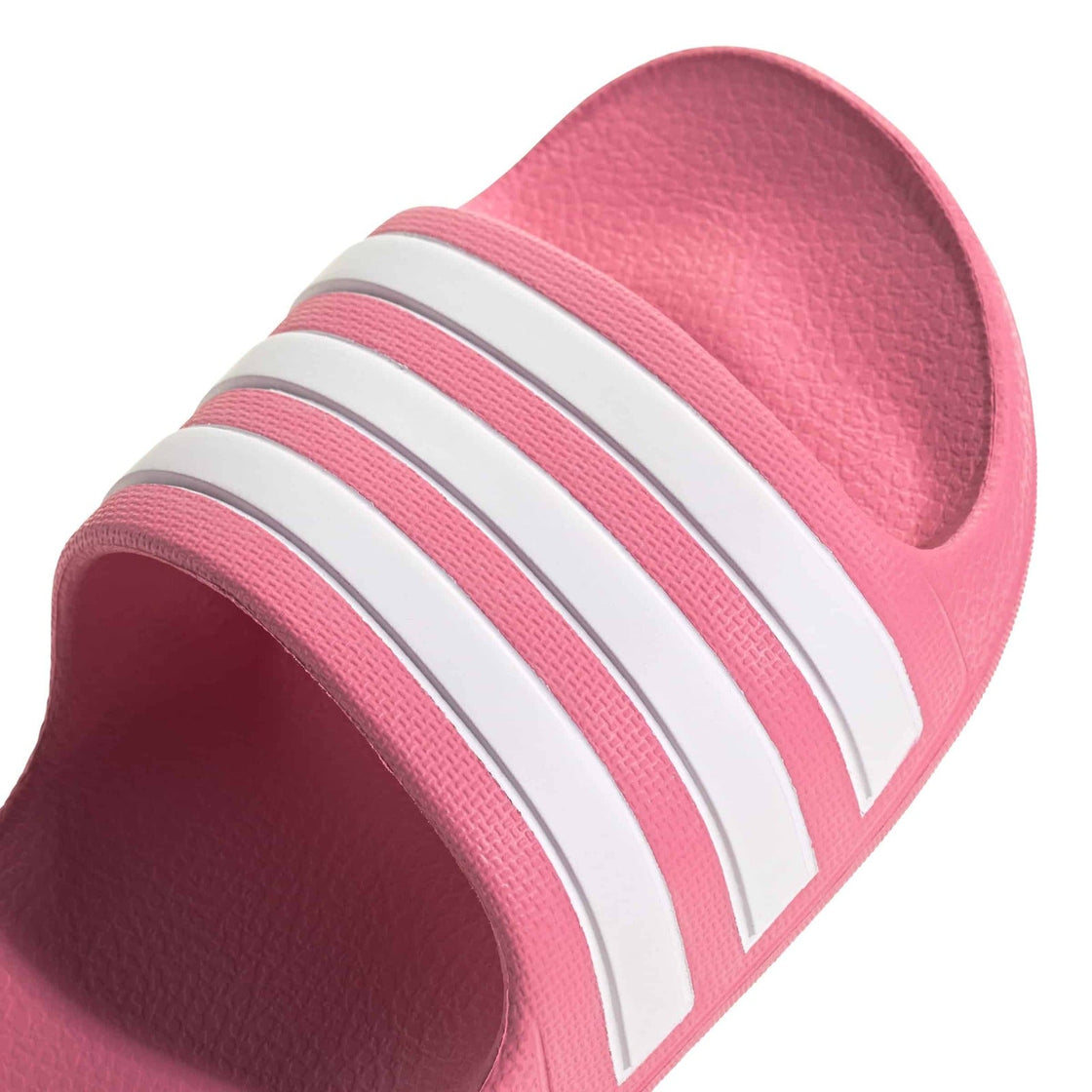 JS2496_8_FOOTWEAR_Photography_Detail View 1_transparent