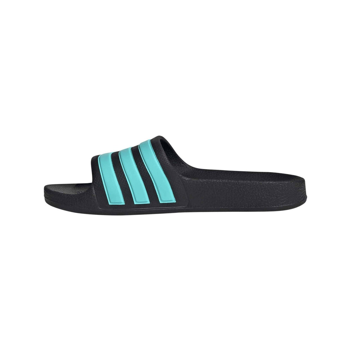 JS2497_5_FOOTWEAR_Photography_Side Medial Center View_transparent